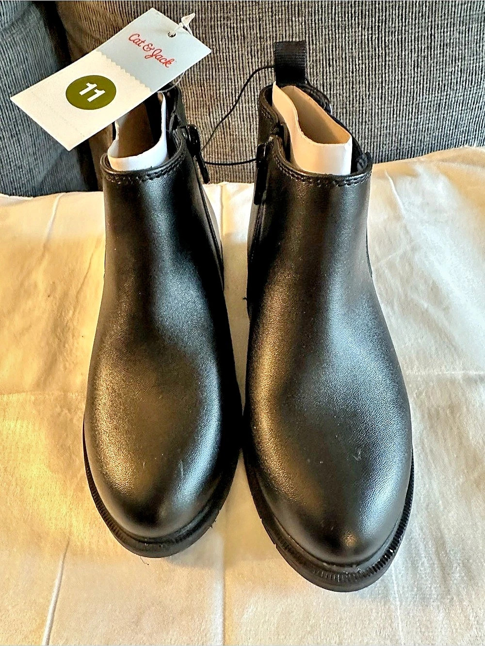 Cat & Jack Ankle Boots in Black US 11